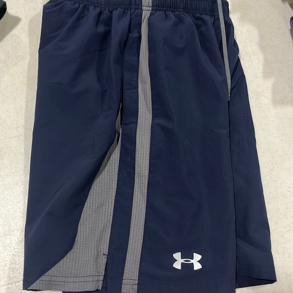 Under Armour heat gear shorts